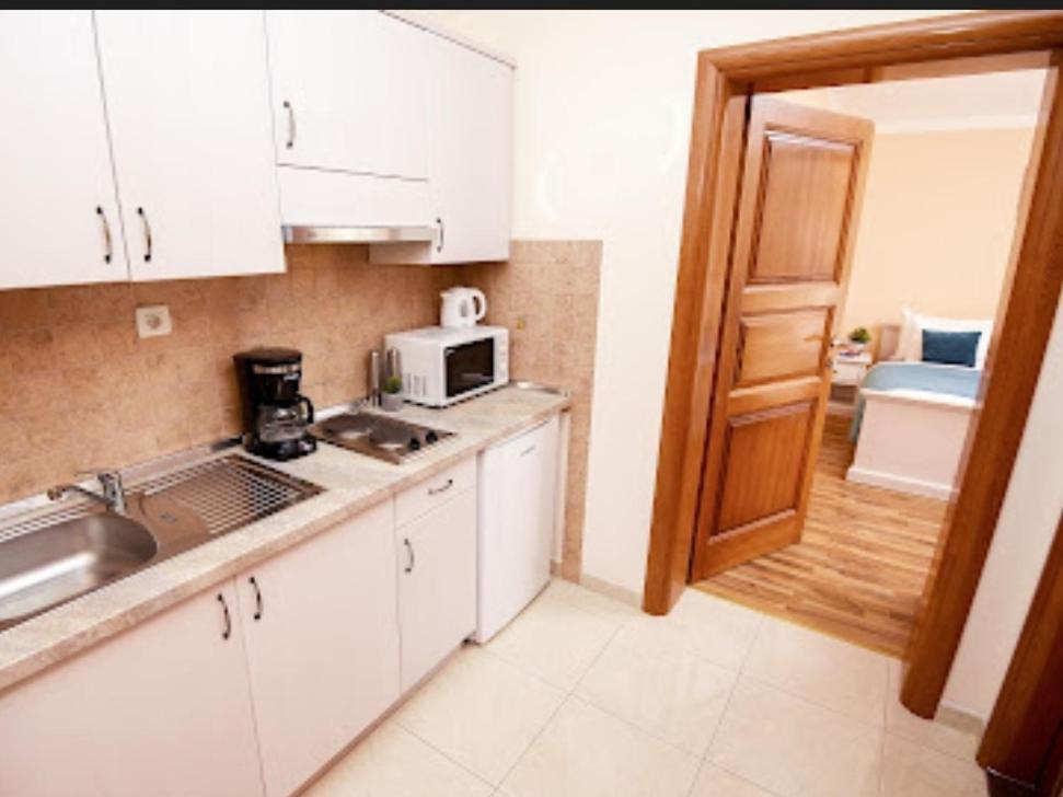 Apartmani Dubrava Podstrana Exteriör bild