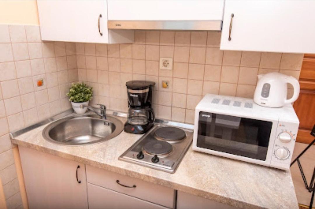 Apartmani Dubrava Podstrana Exteriör bild