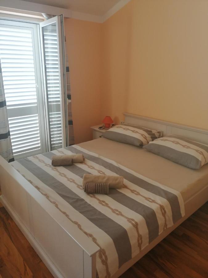 Apartmani Dubrava Podstrana Exteriör bild