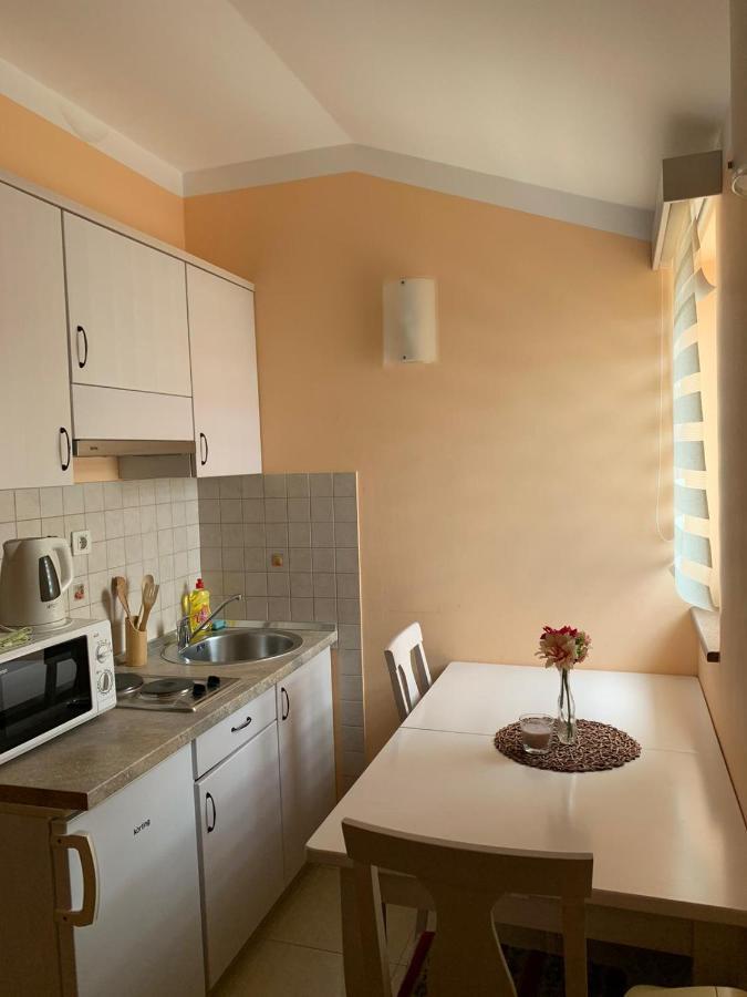 Apartmani Dubrava Podstrana Exteriör bild