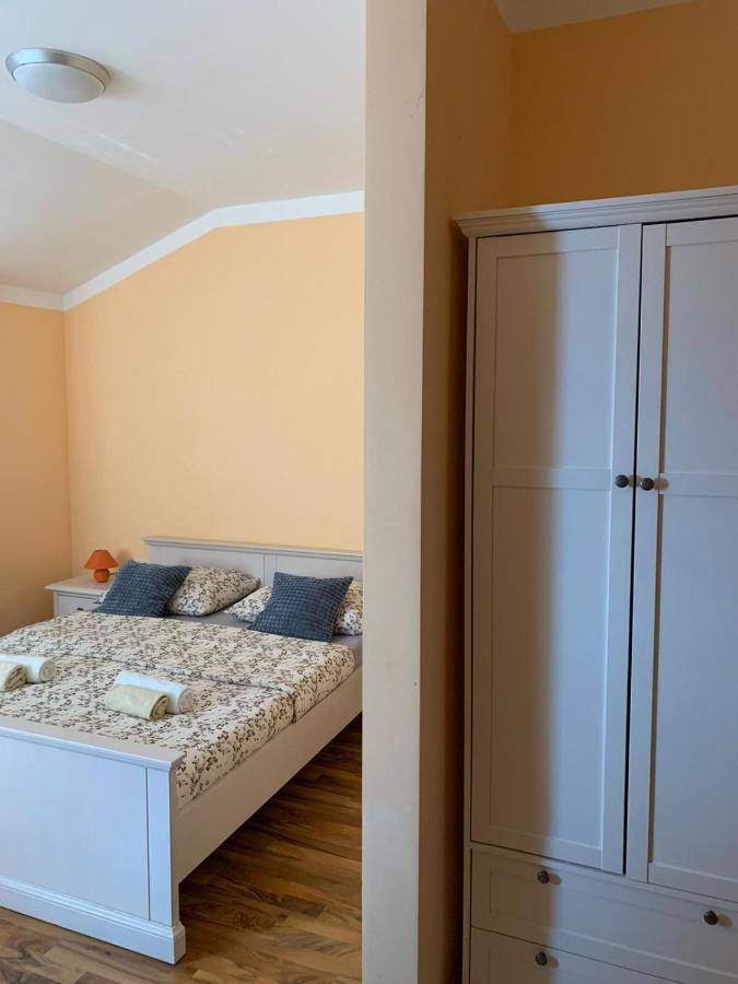 Apartmani Dubrava Podstrana Exteriör bild