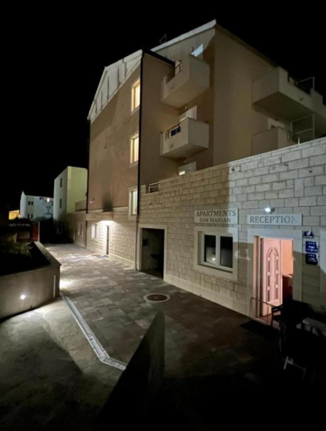 Apartmani Dubrava Podstrana Exteriör bild